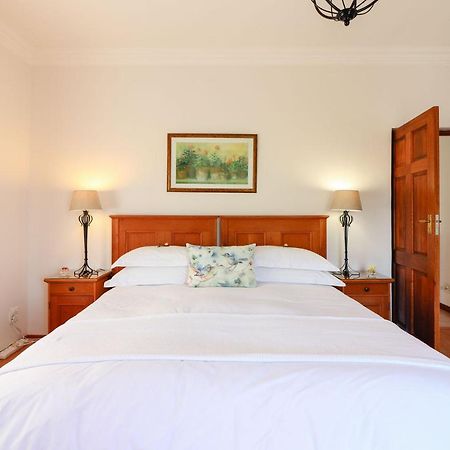 A Tuscan Villa Guest House Fish Hoek Zewnętrze zdjęcie