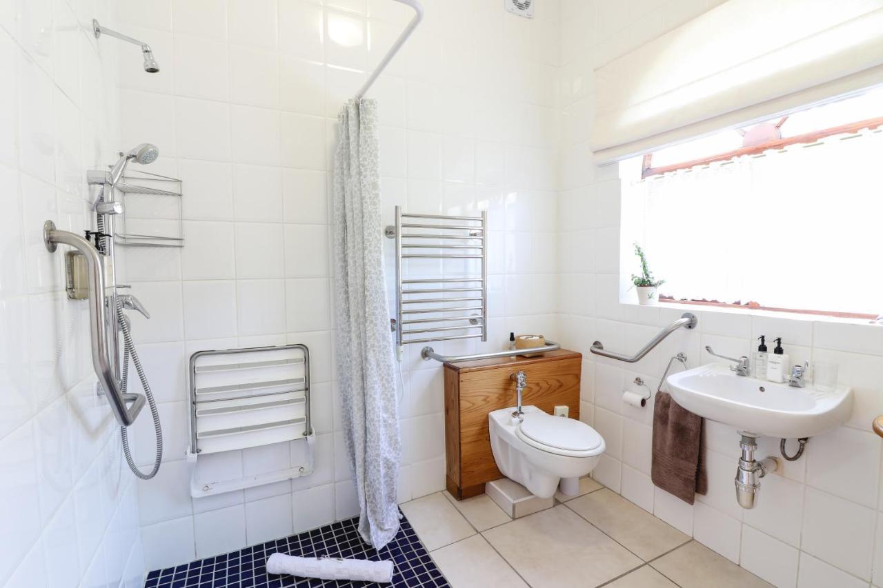 A Tuscan Villa Guest House Fish Hoek Zewnętrze zdjęcie